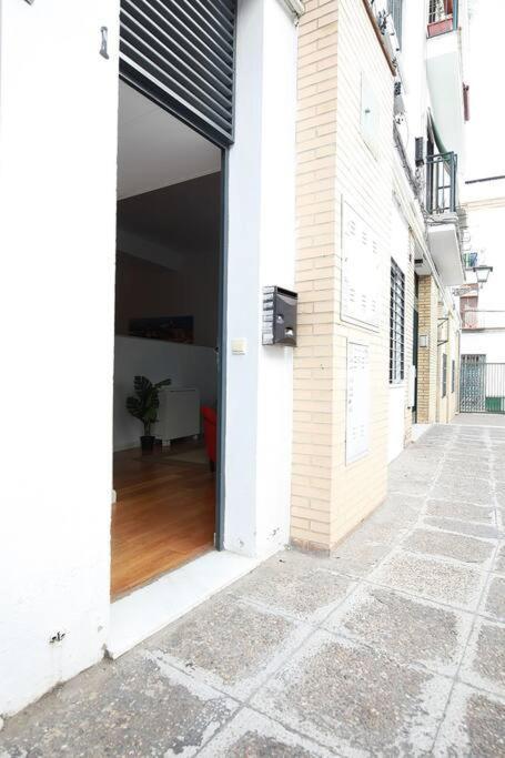 Nuevo Estudio Centro Sevilla. Ac/Wifi Castellar 56 Extérieur photo